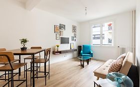 2 Pieces-Moderne-Proche Paris
